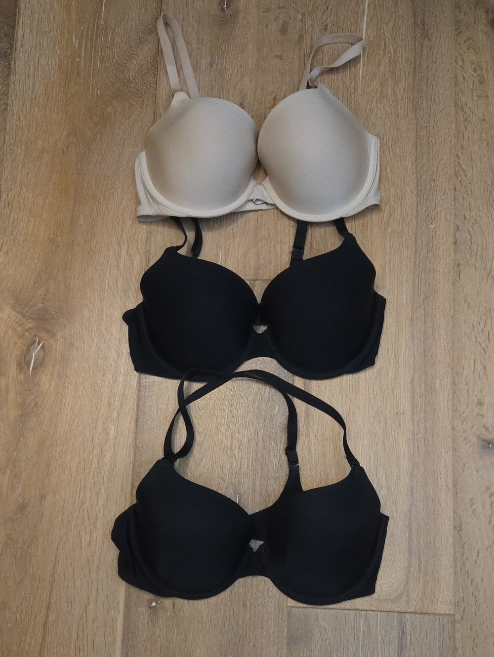 Bundle Of 3 Victoria's Secret Underwire T Shirt Bras Nude Black 34D